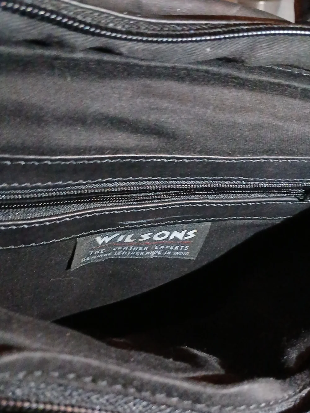 Vtg Wilson Soft Black Leather Men's Crossbody Messenger Bag - Classic Carry